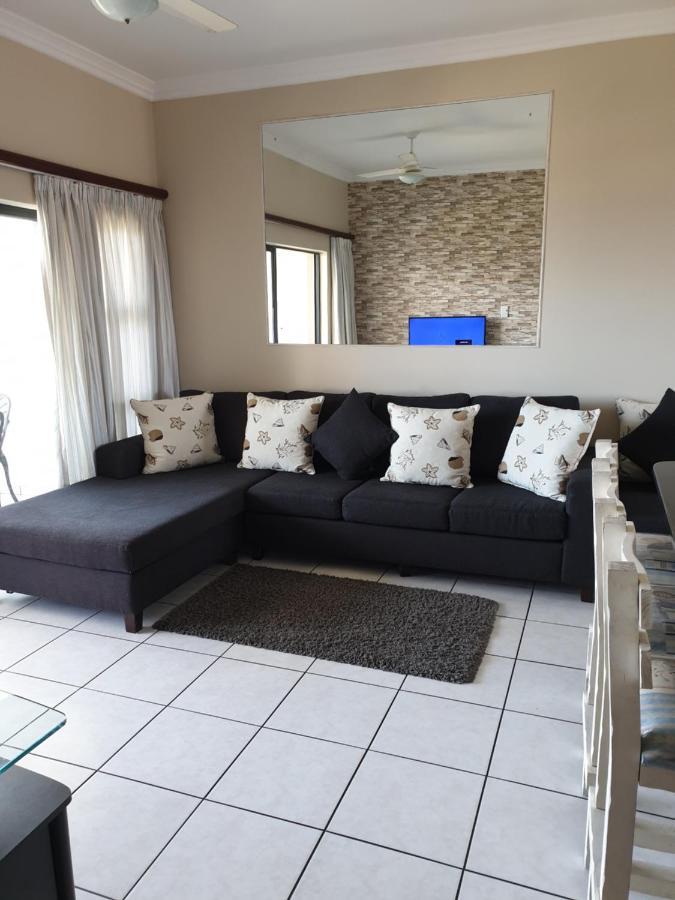 Topanga Holiday Home Uvongo Beach Eksteriør bilde